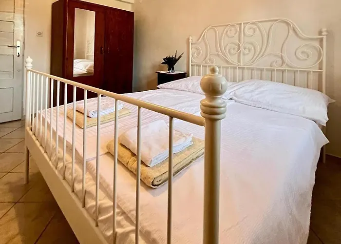 Дом отдыха Klara Олиб